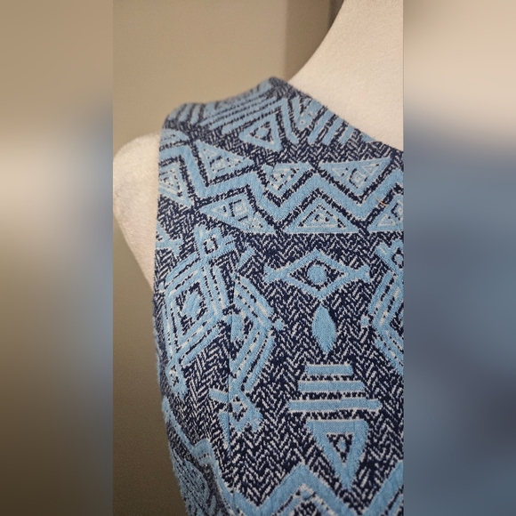 J. MCLAUGHLIN Tania Sleeveless Crewneck Jaquard Fitten Top In Navy/blue. XS - Picture 7 of 10